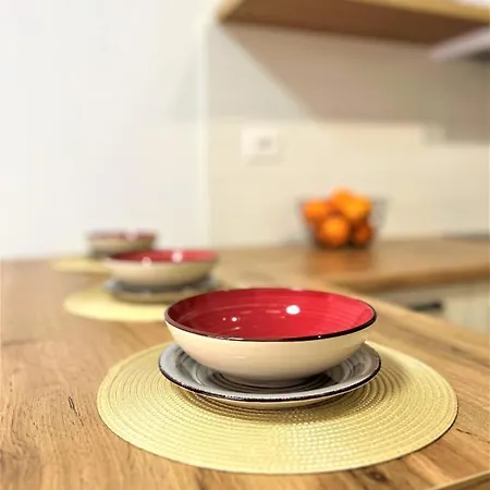 Apartman In The Heart Of Old Bazaar, - Hana Tirana