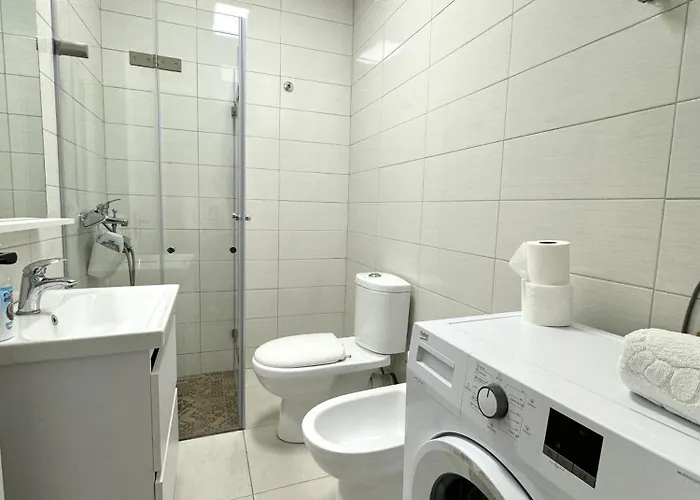 Lägenhet In The Heart Of Old Bazaar, - Hana Tirana